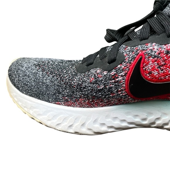Nike Epic React Flyknit 2 Black Hyper Jade University Red Mens Size 10 - Picture 7 of 9